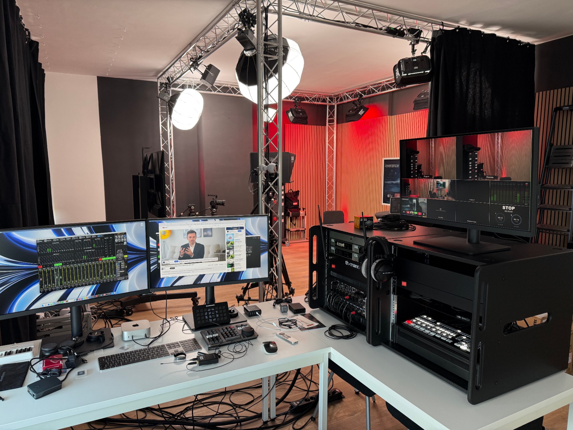 Regie im ESG Media TV-Studio Frechen Köln